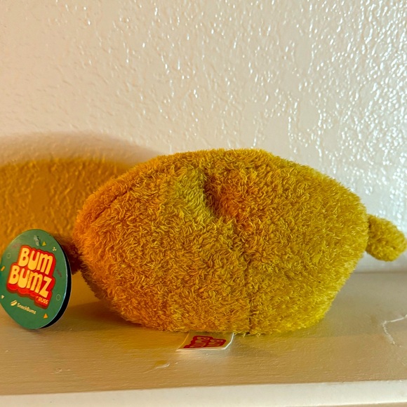 Henry the Hotdog BumBumz 7.5” NWT - Picture 3 of 3